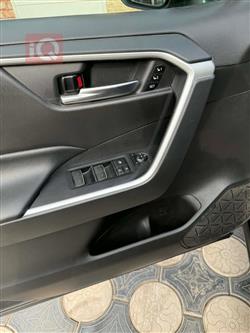 تويوتا راف 4